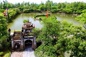 Eco Tour | Hanoi Countryside & Co Loa Citadel Eco Tour by E-Motorbike with Ao Dai Female Riders